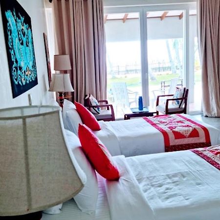 Arhimser Villa-Superb 4 Bedroom Beachfront For 8 In Ranna, Tangalle, Bb, Pool, Free Pick Up For 7 Night Stays Arriving Together, Serviced, Taxes Included エクステリア 写真