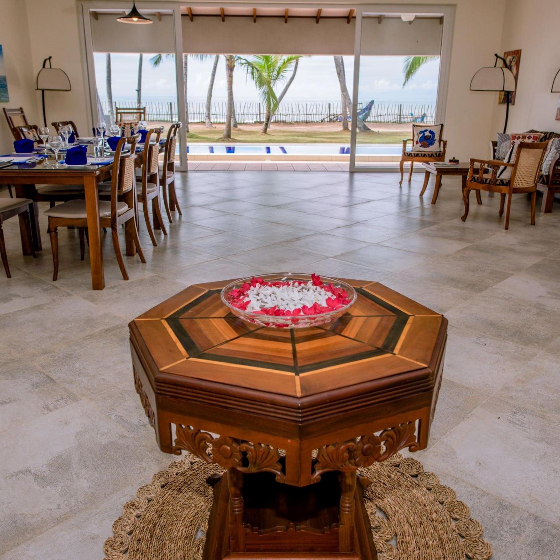 Arhimser Villa-Superb 4 Bedroom Beachfront For 8 In Ranna, Tangalle, Bb, Pool, Free Pick Up For 7 Night Stays Arriving Together, Serviced, Taxes Included エクステリア 写真