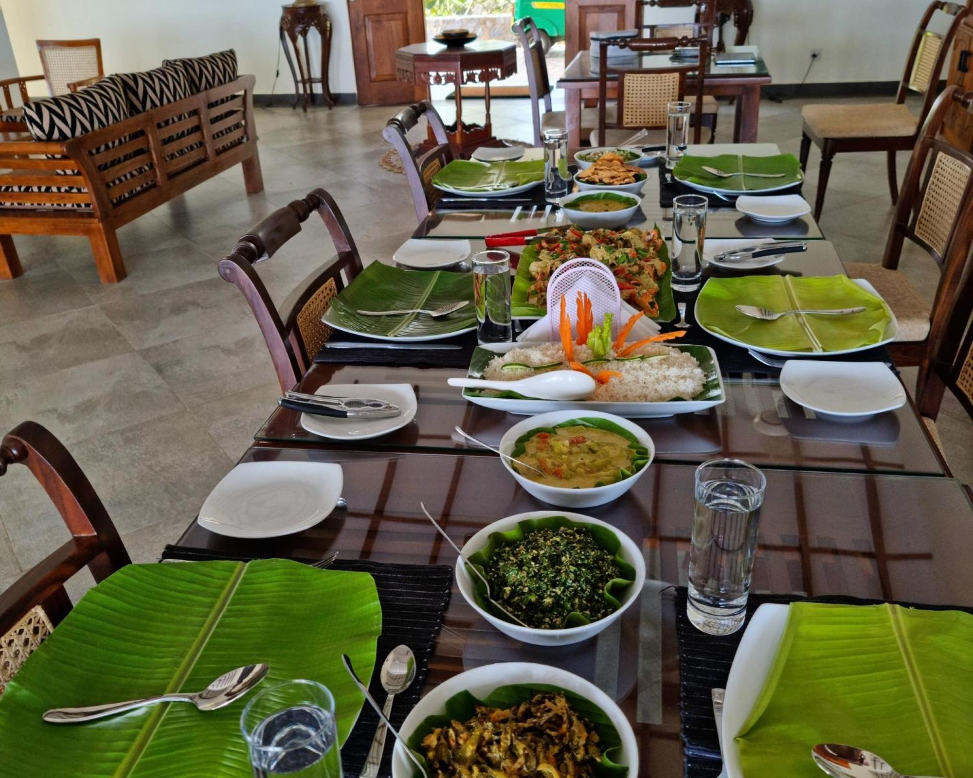 Arhimser Villa-Superb 4 Bedroom Beachfront For 8 In Ranna, Tangalle, Bb, Pool, Free Pick Up For 7 Night Stays Arriving Together, Serviced, Taxes Included エクステリア 写真