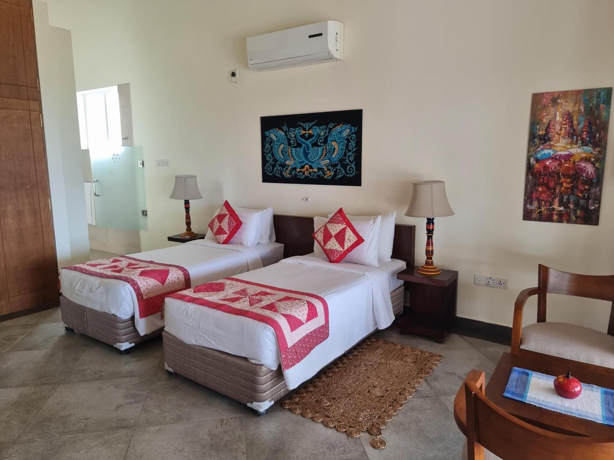 Arhimser Villa-Superb 4 Bedroom Beachfront For 8 In Ranna, Tangalle, Bb, Pool, Free Pick Up For 7 Night Stays Arriving Together, Serviced, Taxes Included エクステリア 写真