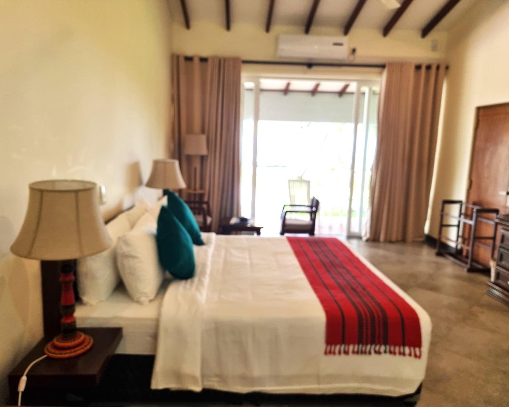 Arhimser Villa-Superb 4 Bedroom Beachfront For 8 In Ranna, Tangalle, Bb, Pool, Free Pick Up For 7 Night Stays Arriving Together, Serviced, Taxes Included エクステリア 写真