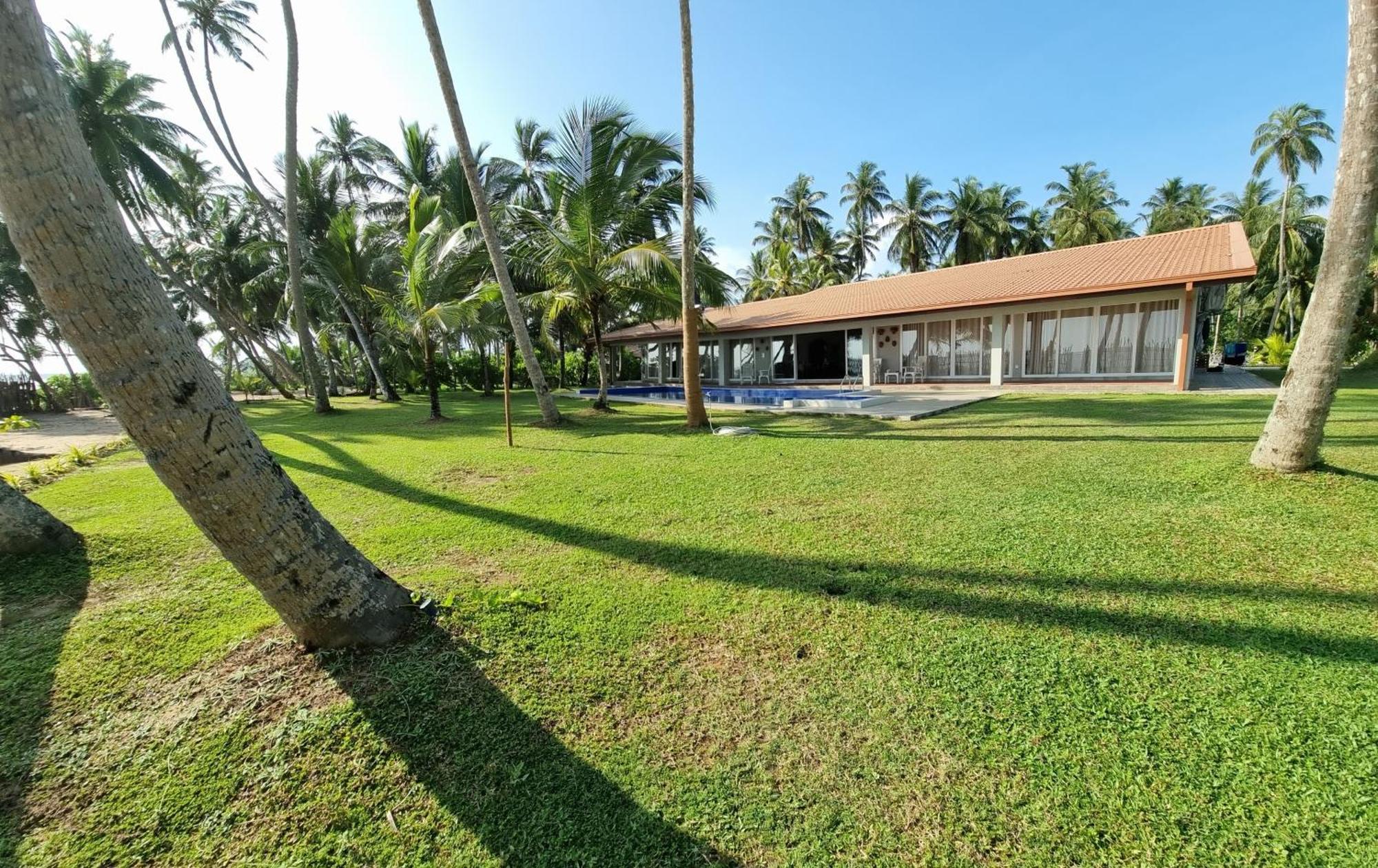 Arhimser Villa-Superb 4 Bedroom Beachfront For 8 In Ranna, Tangalle, Bb, Pool, Free Pick Up For 7 Night Stays Arriving Together, Serviced, Taxes Included 部屋 写真