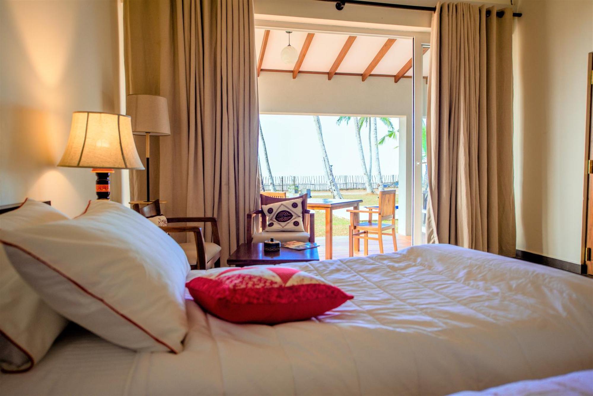 Arhimser Villa-Superb 4 Bedroom Beachfront For 8 In Ranna, Tangalle, Bb, Pool, Free Pick Up For 7 Night Stays Arriving Together, Serviced, Taxes Included エクステリア 写真