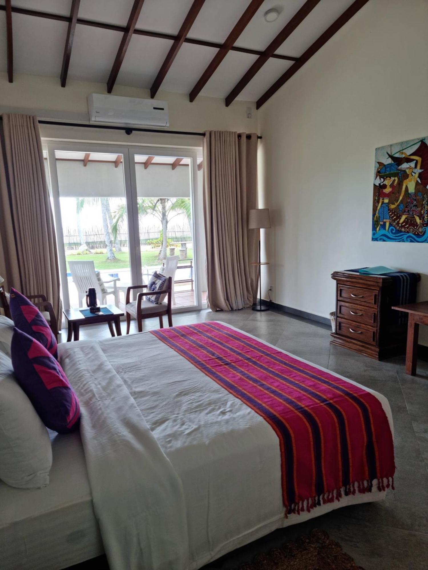 Arhimser Villa-Superb 4 Bedroom Beachfront For 8 In Ranna, Tangalle, Bb, Pool, Free Pick Up For 7 Night Stays Arriving Together, Serviced, Taxes Included エクステリア 写真